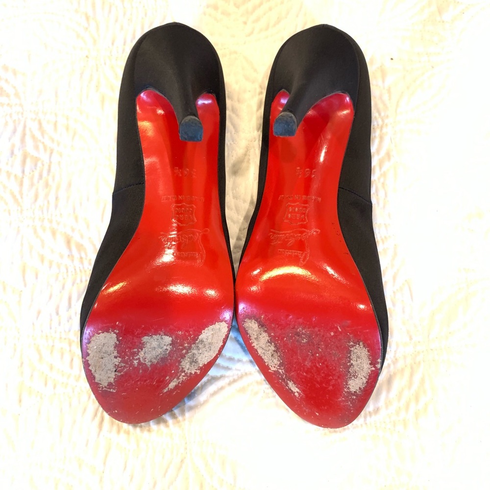 Authentic Louboutin - Picture 2 of 8
